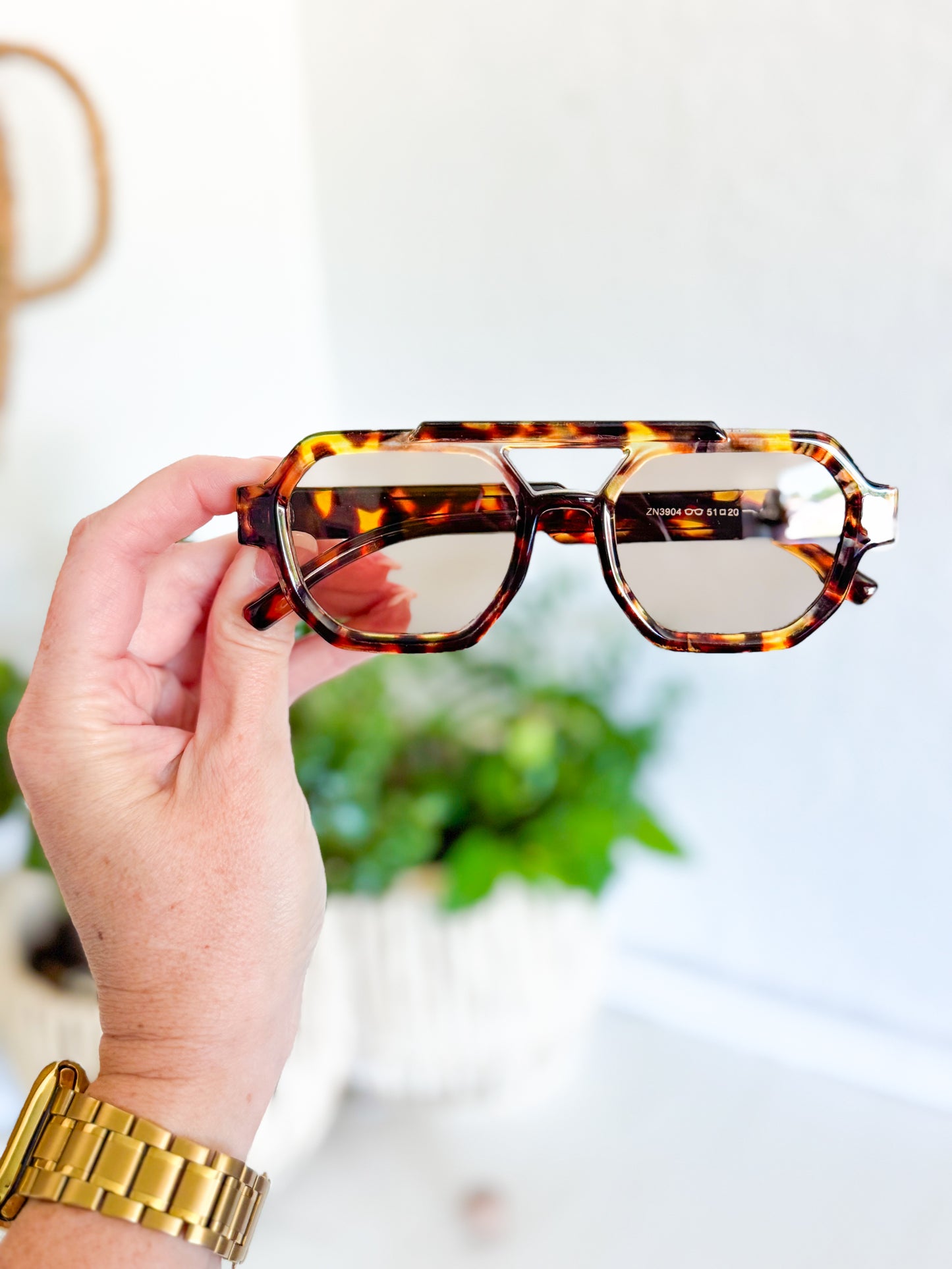 Chunky Tortoise Sunglasses